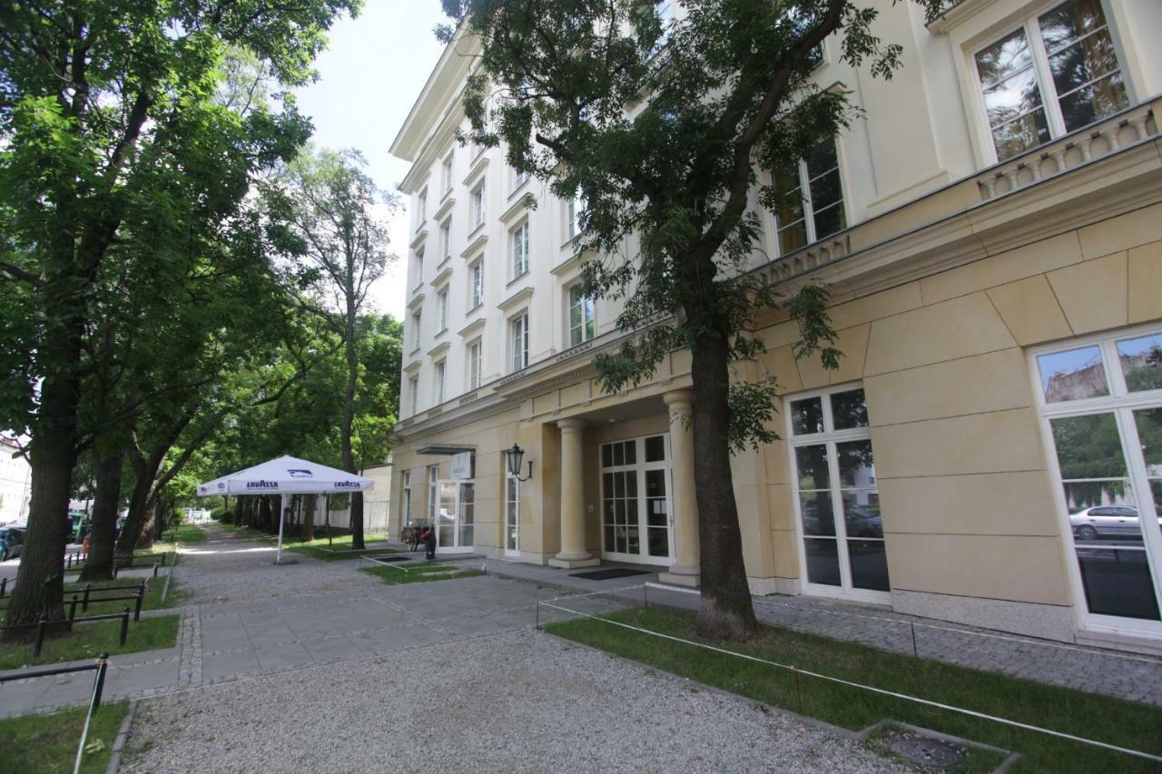 Dom Pomocy Studentom Hostel Varsó Kültér fotó