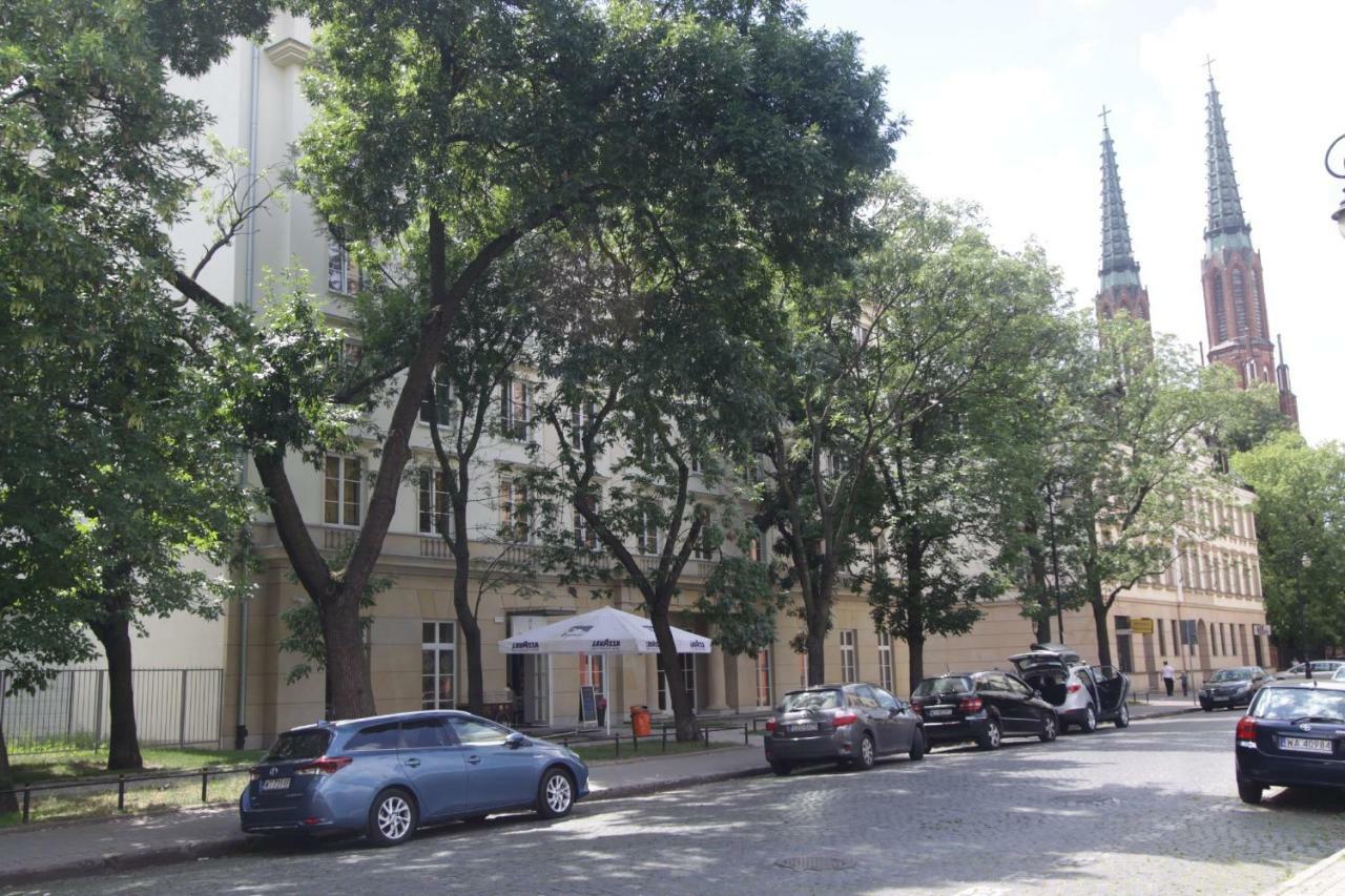 Dom Pomocy Studentom Hostel Varsó Kültér fotó