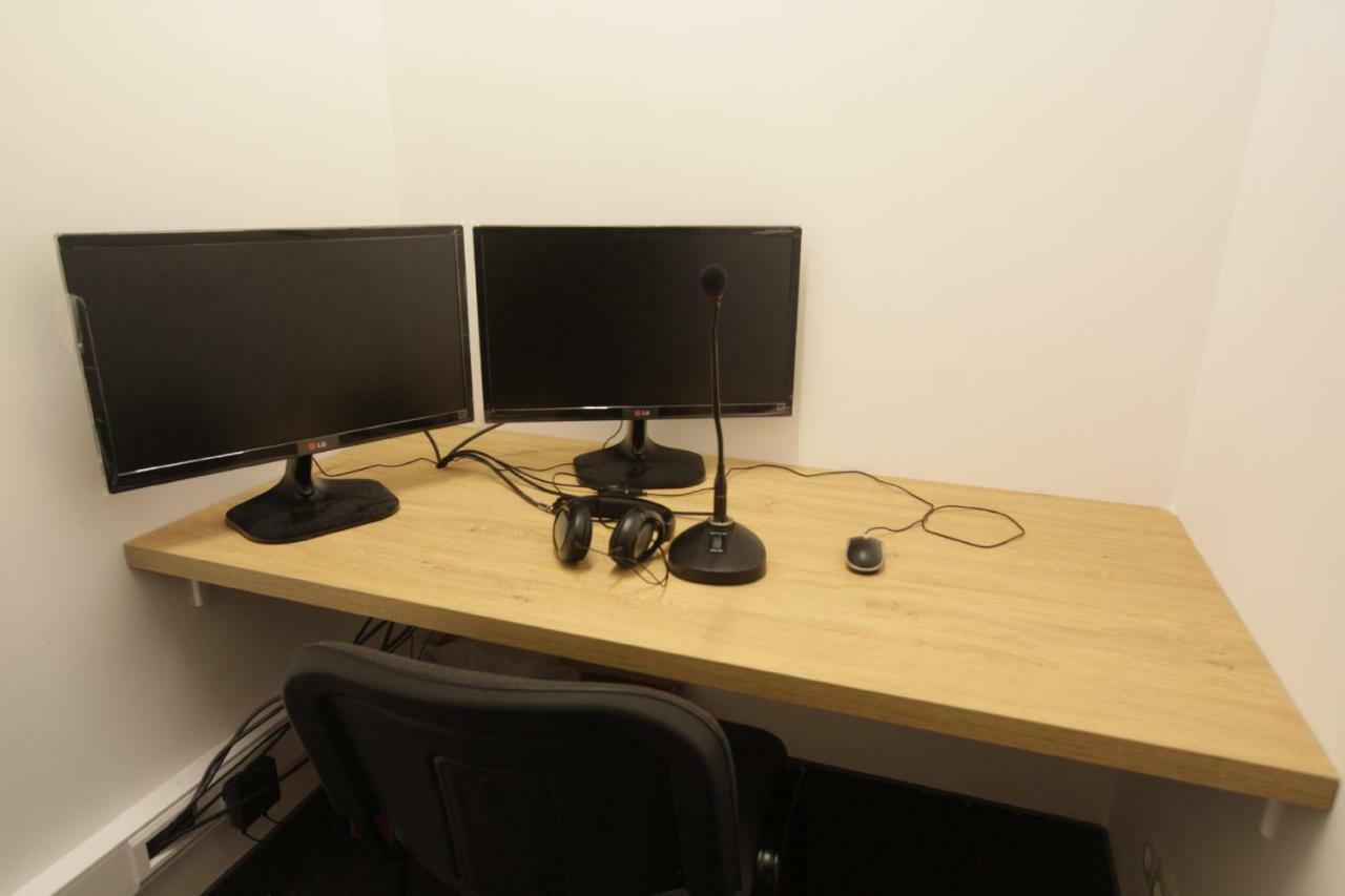 Dom Pomocy Studentom Hostel Varsó Kültér fotó